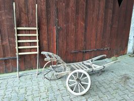 Antieke Grasbäre / Garette, Senfte / Grastrage 