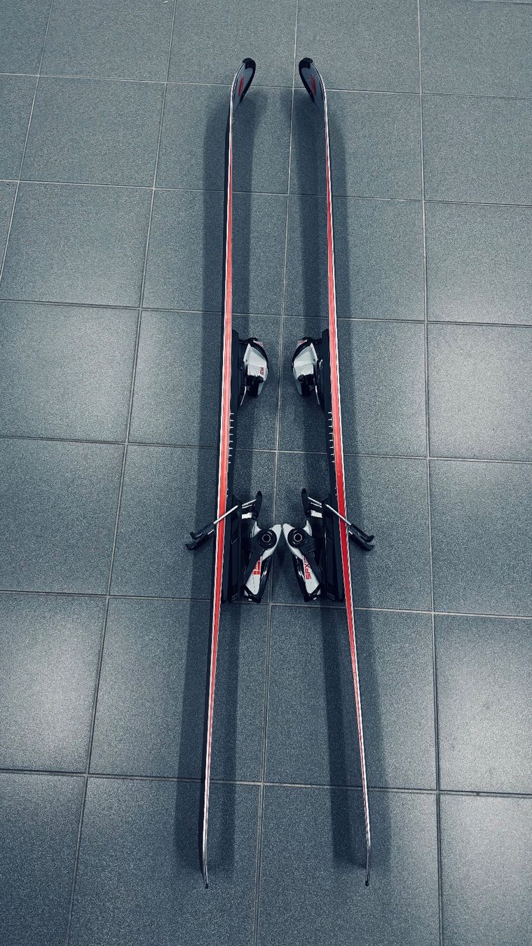 Skis: VAN DEER Slalom Ski – Gebraucht aus Chur von Marodian 3