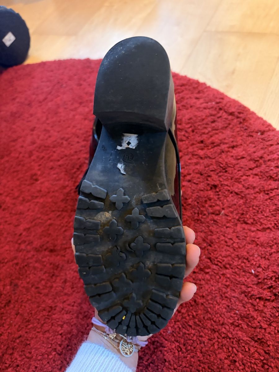 Scarpe da donna: Loaffers vernies  – Usato da Lavigny venduto da Lea_9rxv 4