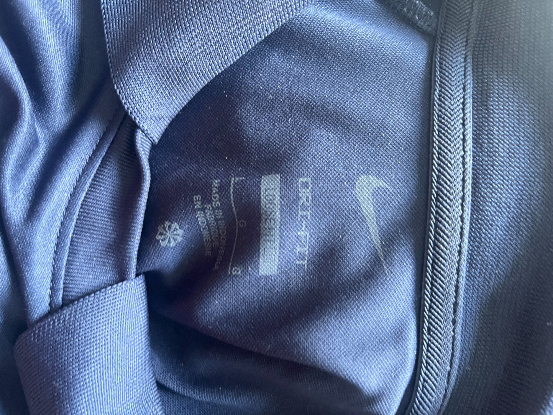 Magliette Polo: Nike Air Poloshirt Grösse L – Usato da Dübendorf venduto da raf_l2r2 3