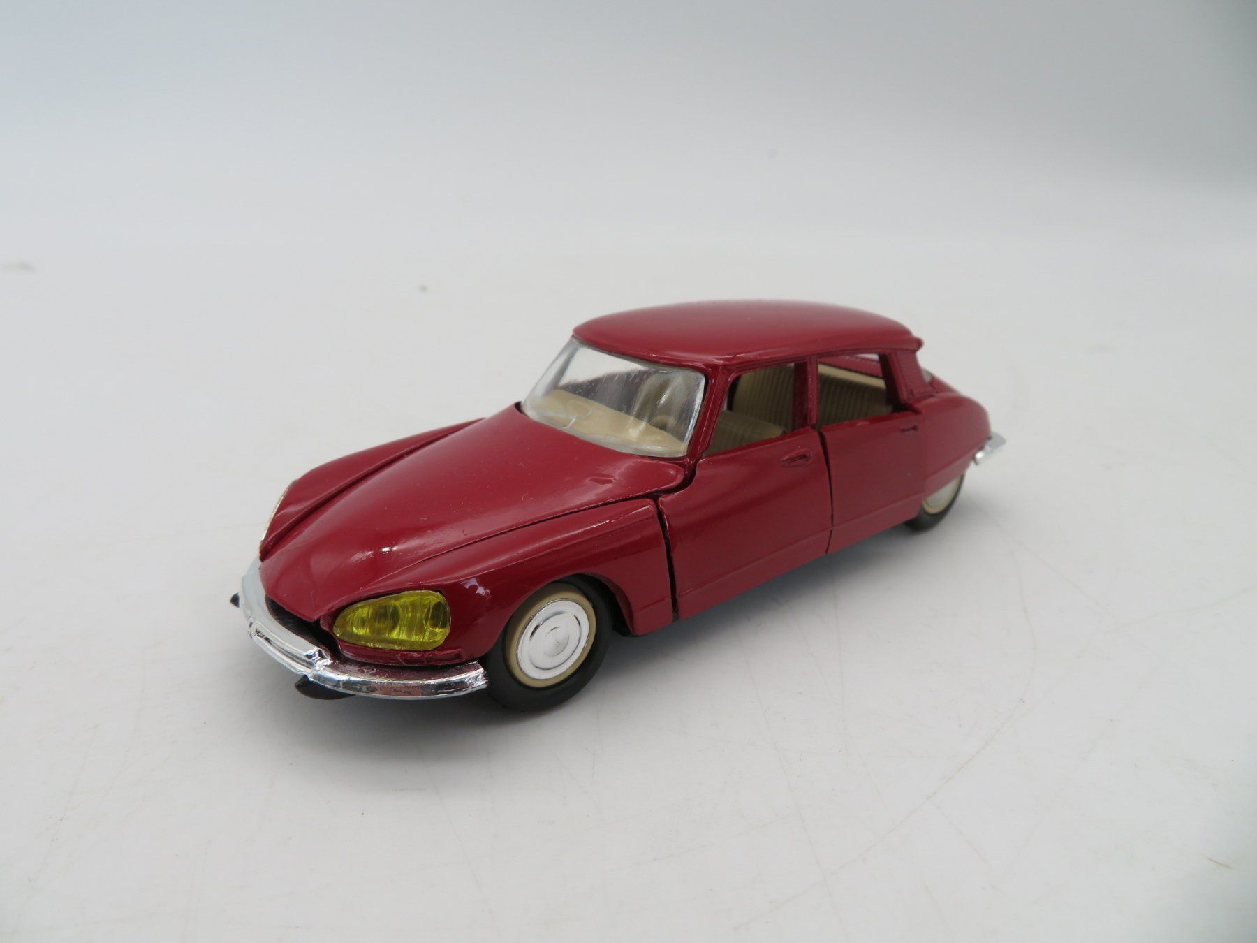 Citroën Modellini d'auto: Citroën Modellauto-Sammlung 4-teilig – Usato da Reinach BL venduto da WBZ-Flohmarkt 2