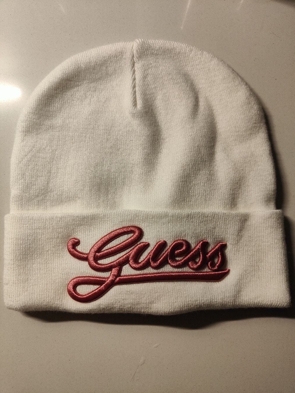 Guess Altro in  Abbigliamento & Accessori: Guess Original Kappe – Nuovo (secondo la descrizione) da Muttenz venduto da NMtn.