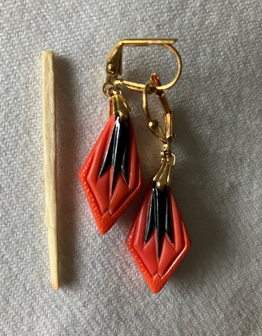 Orecchini pendenti & Orecchini a lobo: Ohrringe mit art deco glas – Nuovo (secondo la descrizione) da Zürich venduto da aannnnaa48