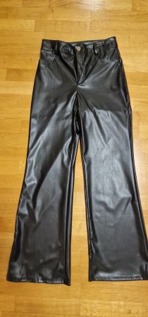 schwarze lange Hose Kunstlederlook glanz - Shein -Gr. 36 - S