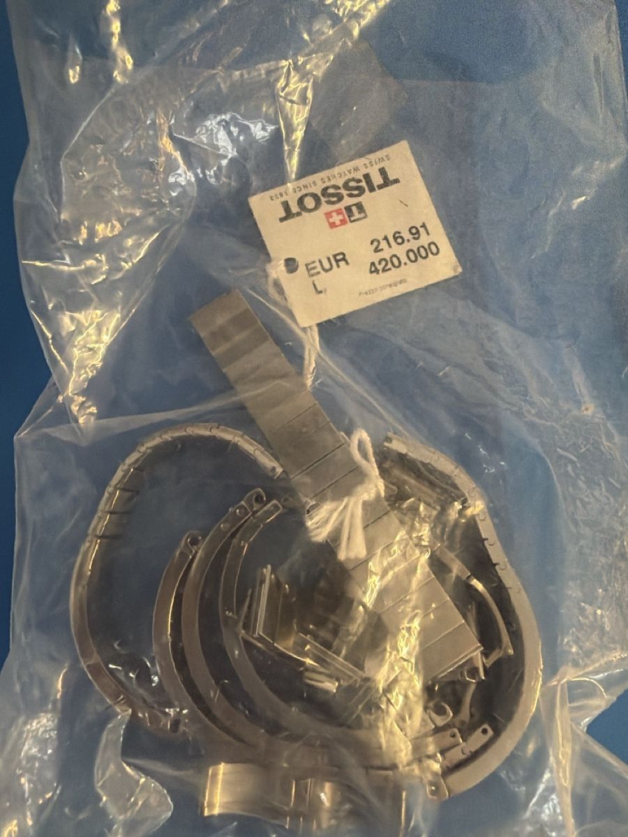 Bracciali & Braccialetti: Lot bracelet et couronnes  – Usato da Colombier NE venduto da har_g6bl 4
