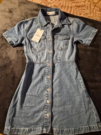 Robe en jean Zara bleu, manches courtes, taille S, neuf