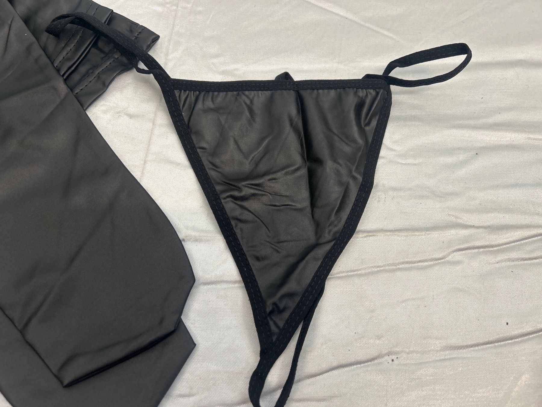 Altra biancheria intima: Strapse und Unterhose in Lederoptik schwarz one size Neu – Nuovo e nell'imballaggio originale da Regensdorf venduto da Spyke55 3