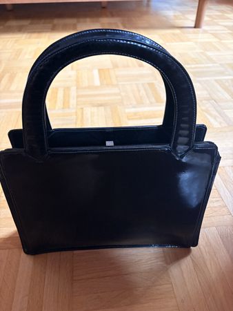 Lackledertasche