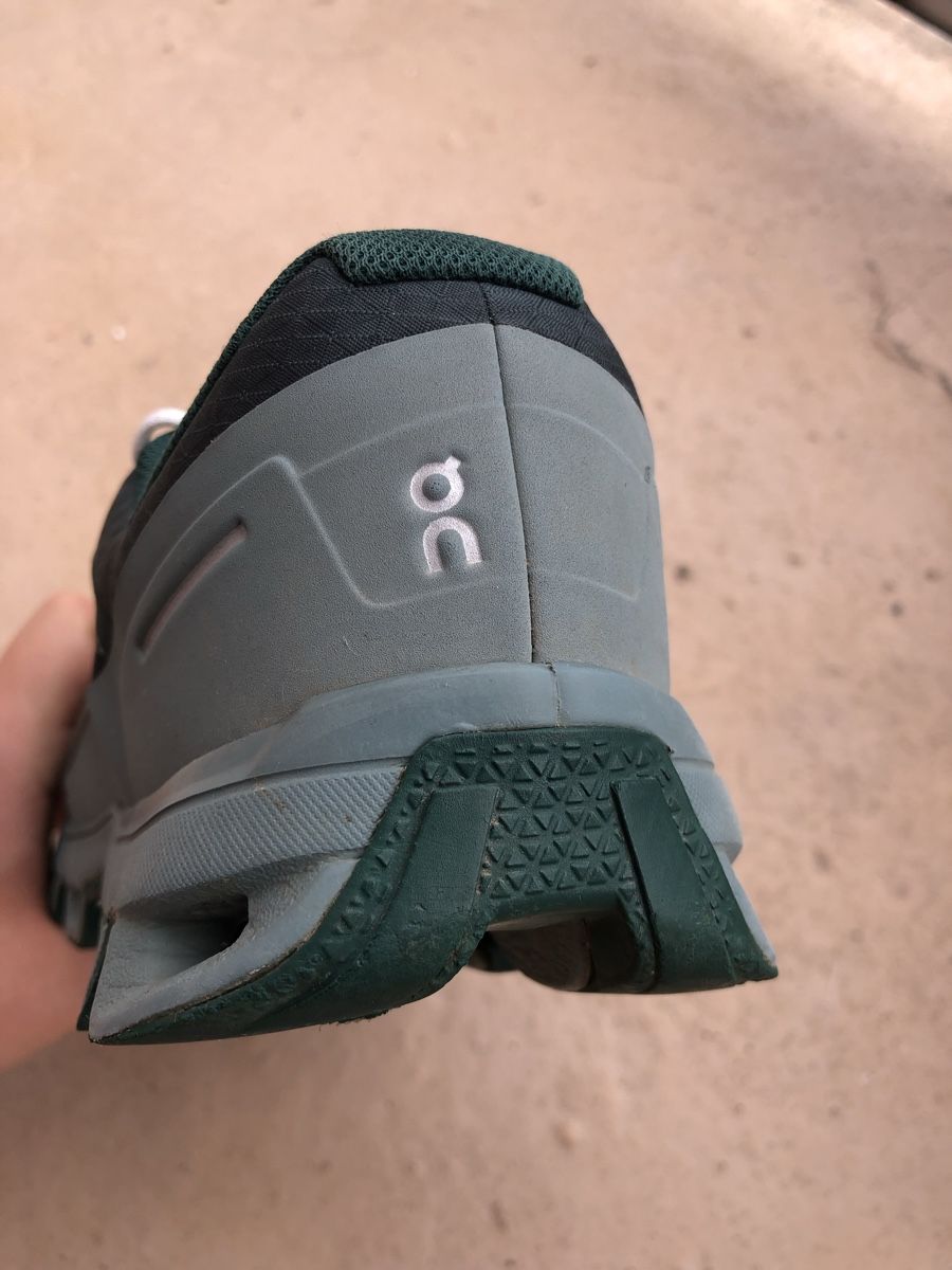 On Chaussures hommes: ON Cloudventure Waterproof – D'occasion à Fribourg par ann_l9b7 7