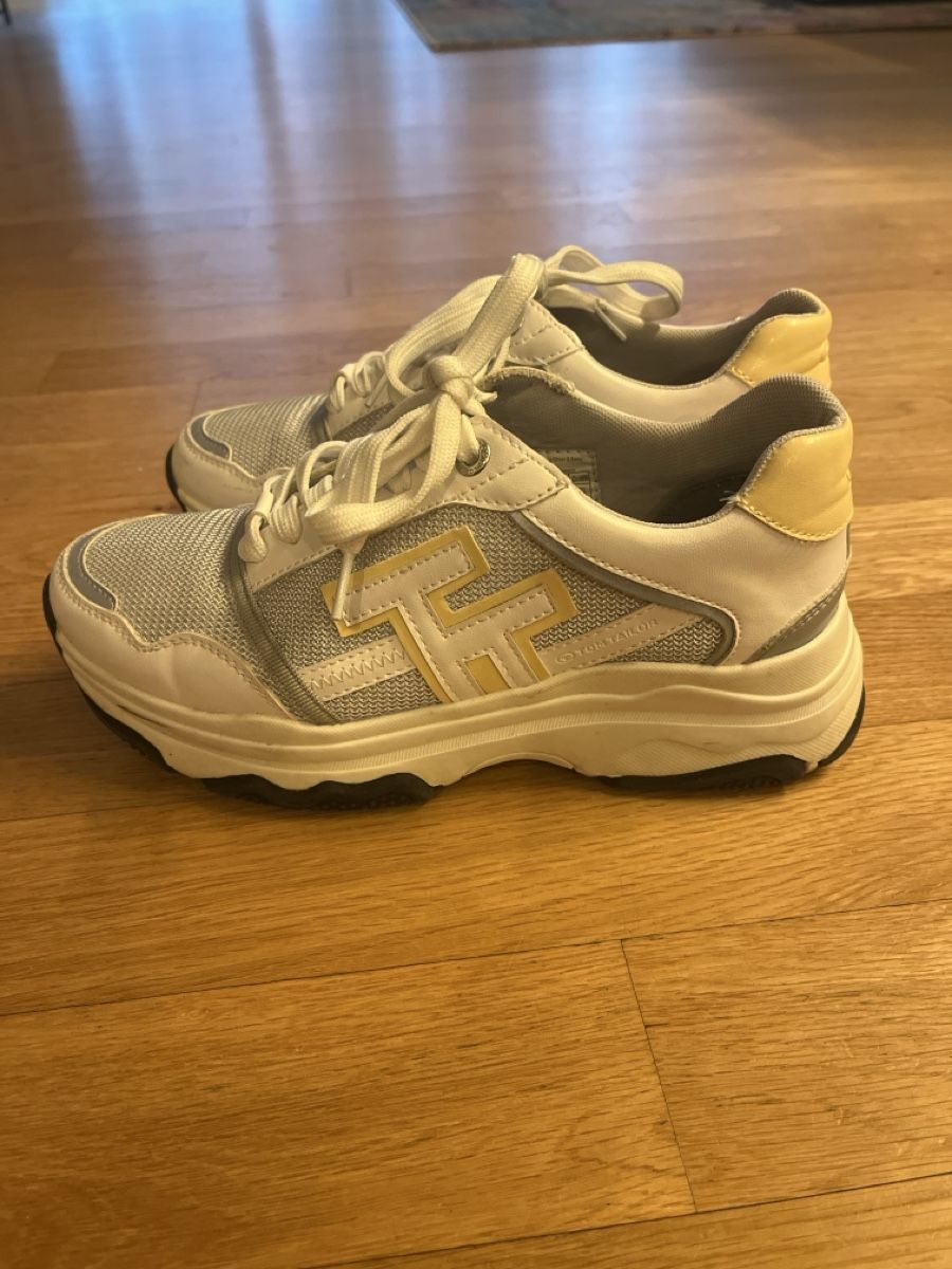 Chaussures femmes: Tom Tailor Sneaker – D'occasion à Winterthur par JuliaLea