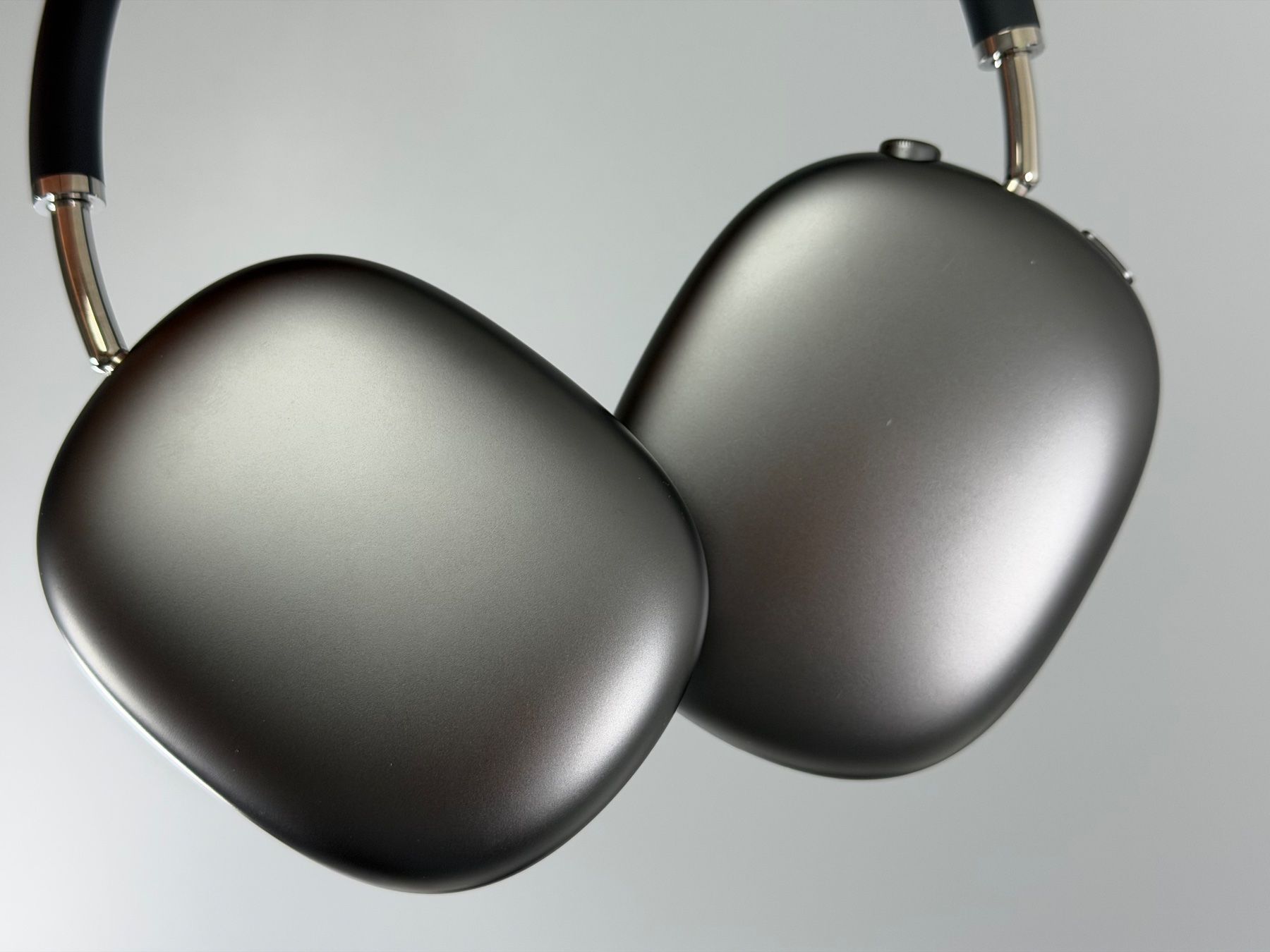 Apple Kopfhörer: Apple AirPods Max - Space Grey - Top Zustand! – Gebraucht aus Sennhof von Johnbest