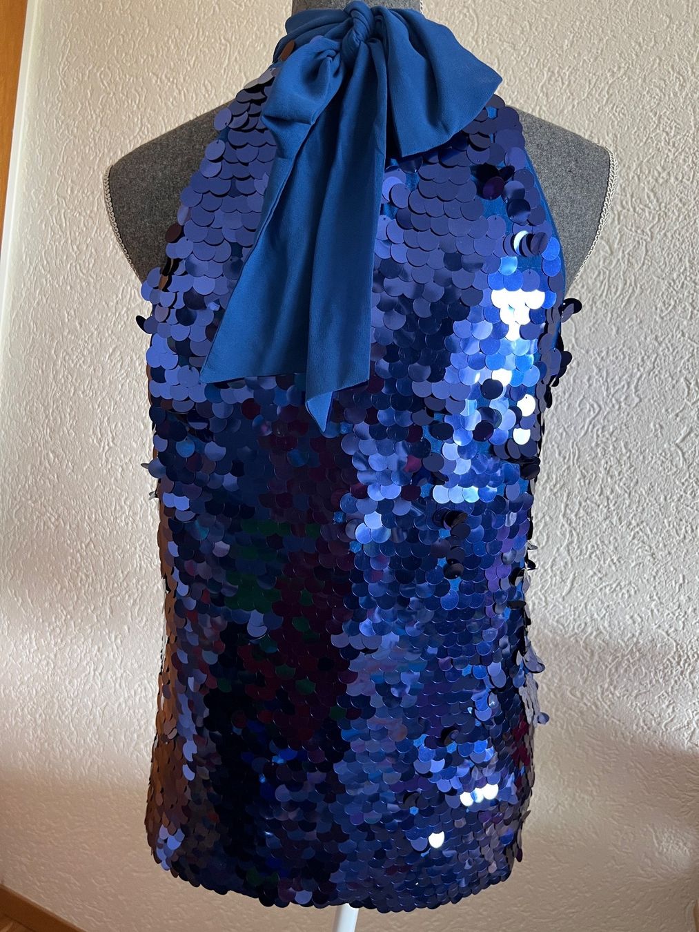 Camicette: Neckholder Bluse Mit Pailletten Blau Gr S – Usato da Frenkendorf venduto da Style365 2