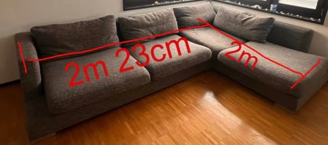 Sofas: Ecksofa grau 2m 23cm x 2m defekt – Gebraucht aus Kloten von ssu_6n2z 1
