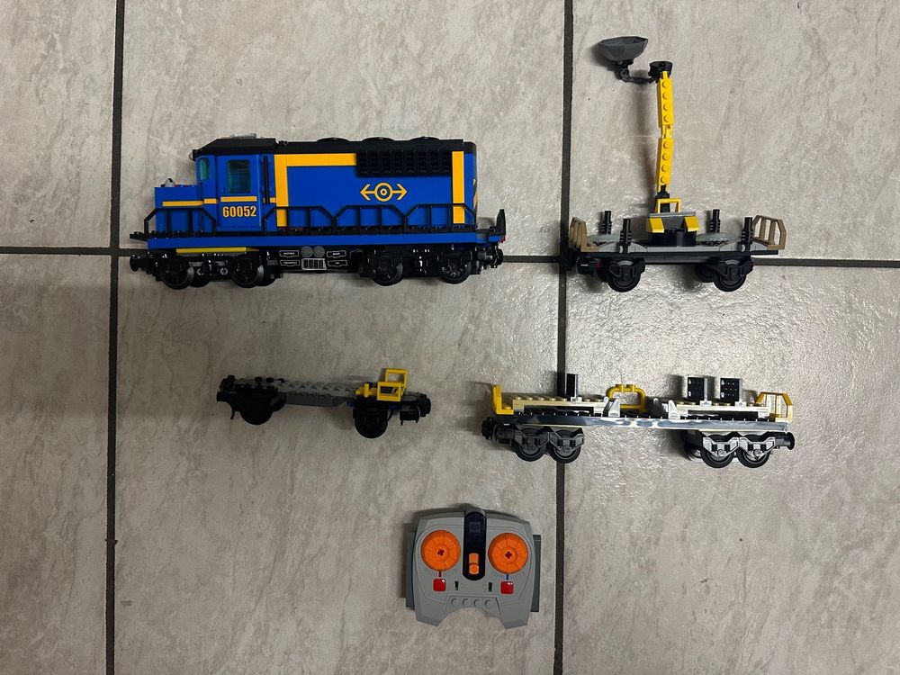Lego Zug mit Fernbedienung und Waggons | Kaufen auf Ricardo