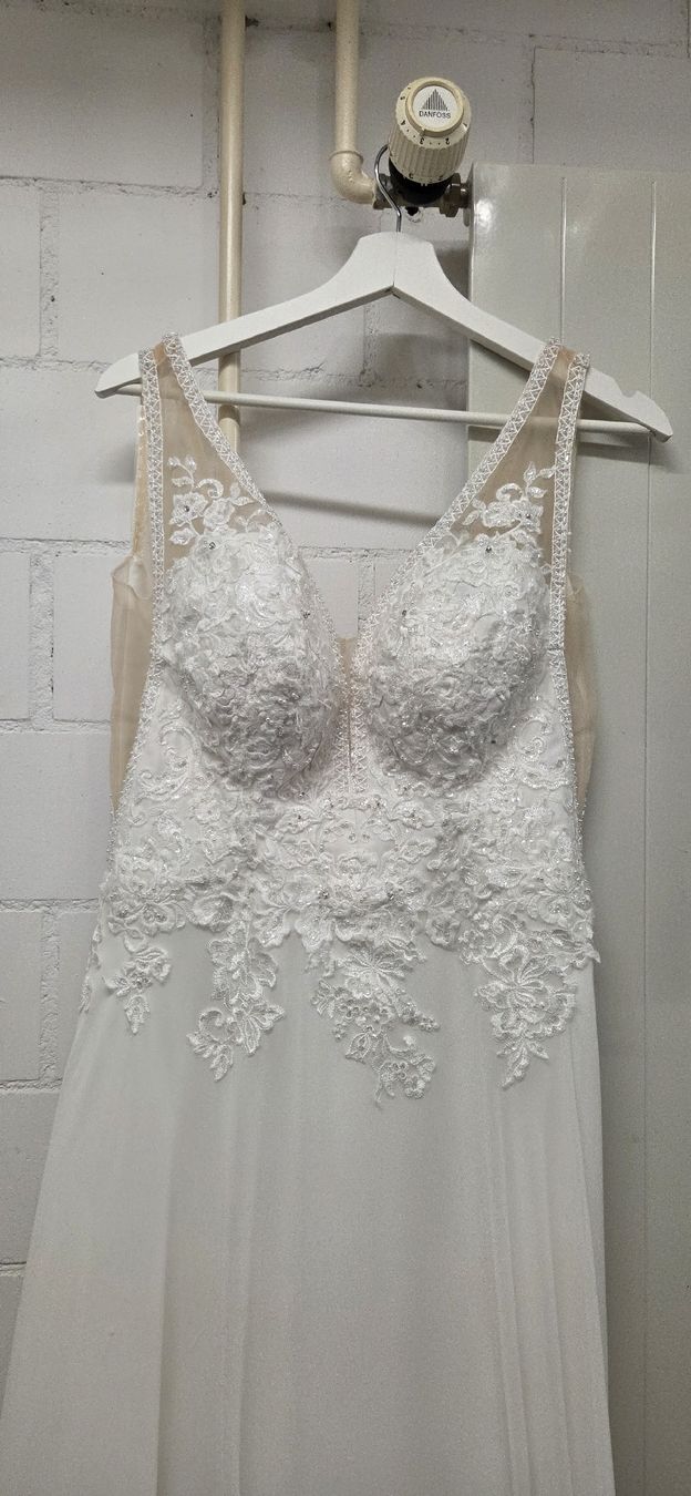 Robes: Hochzeitskleid – D'occasion à Safenwil par Nickelback90 1