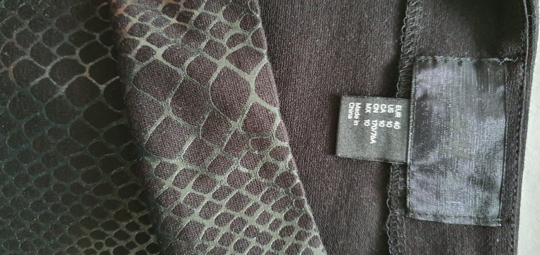 Gonne: Jupe noir taille 40 – Usato da Prilly venduto da RoDyRe 4
