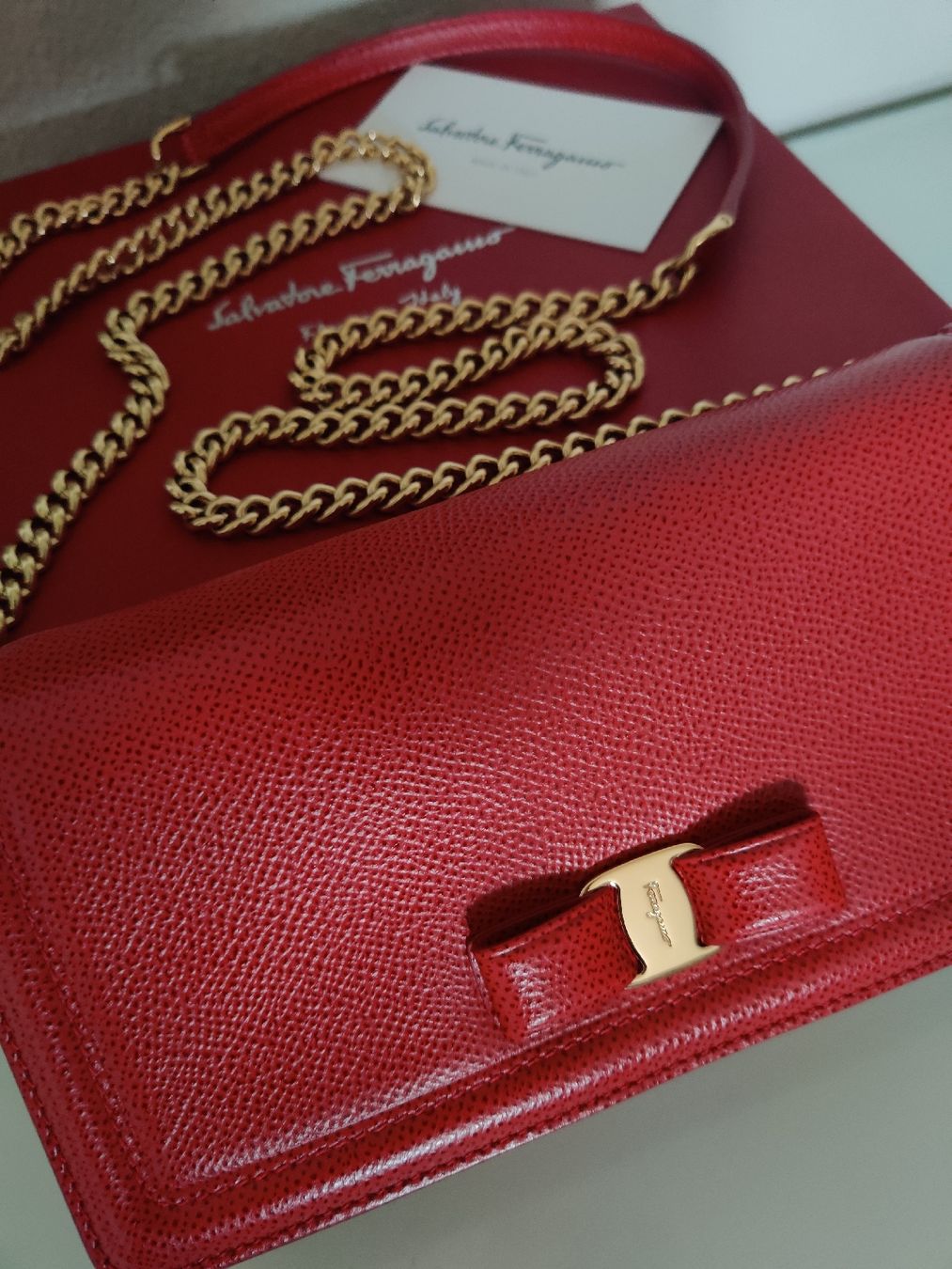 Salvatore Ferragamo Borse da donna: SALVATORE FERRAGAMO VARA BAG – Nuovo (secondo la descrizione) da Zollikon venduto da ces-chic 5