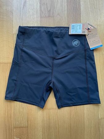 Neu, ungetragen / Mammut Massone Short Tights Women, Größe M