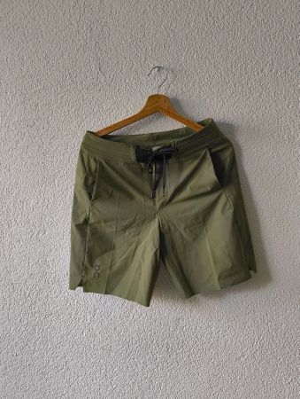 On Running Hybrid Shorts Grösse S - Top Zustand