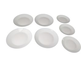 7-TEILIGES TELLERSET (8cm, 25cm)