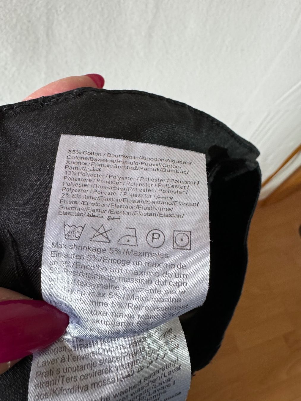 Only Pantaloni: Schwarze Only Hose Gr. 38 – Usato da Grosswangen venduto da second_hand_dress 9