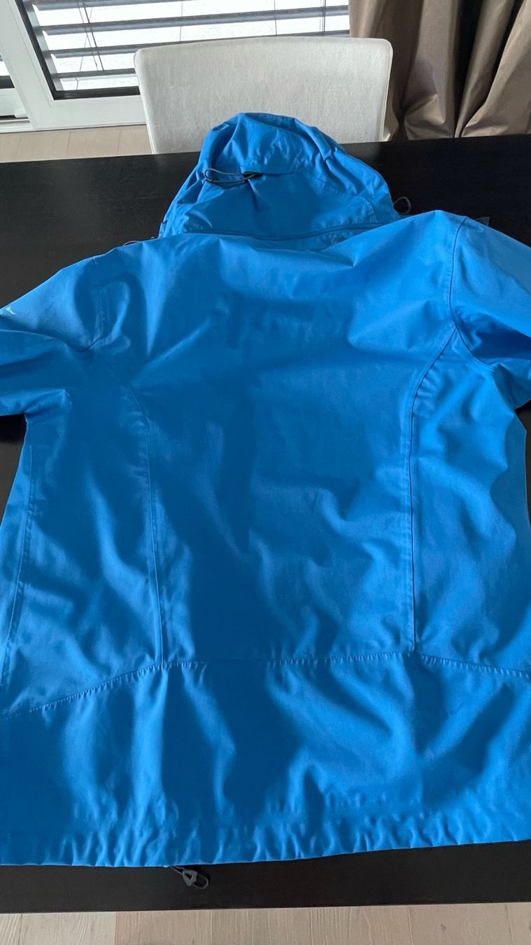 Kaikkialla Jacken: Wanderjacke Windjacke Grösse L, top Zustand! – Gebraucht aus Herrliberg von Zueriseeufer