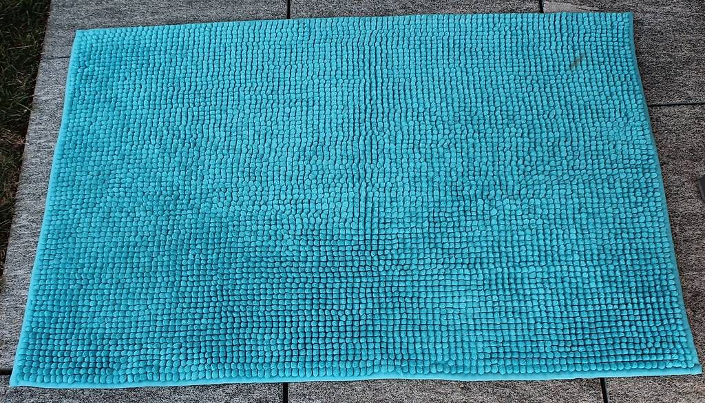 Ikea Tapis: Badezimmer-Teppich – D'occasion à Burgdorf par AnlikerBurgdorf
