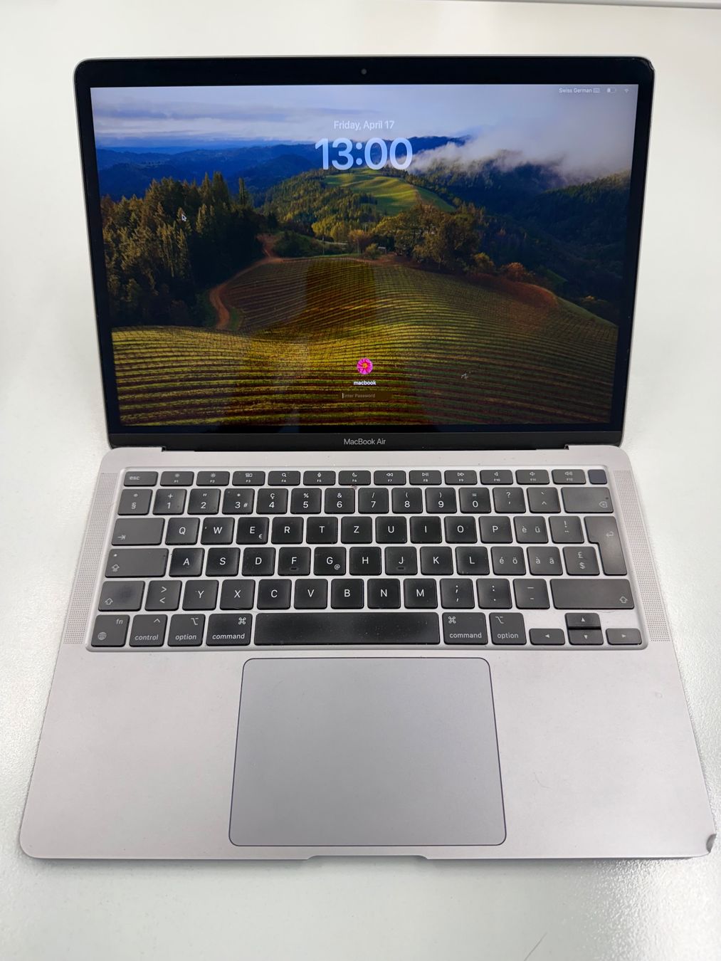 Apple Notebook: Macbook Air 13" 2020 (M1) – Usato da Zug venduto da ElPhone