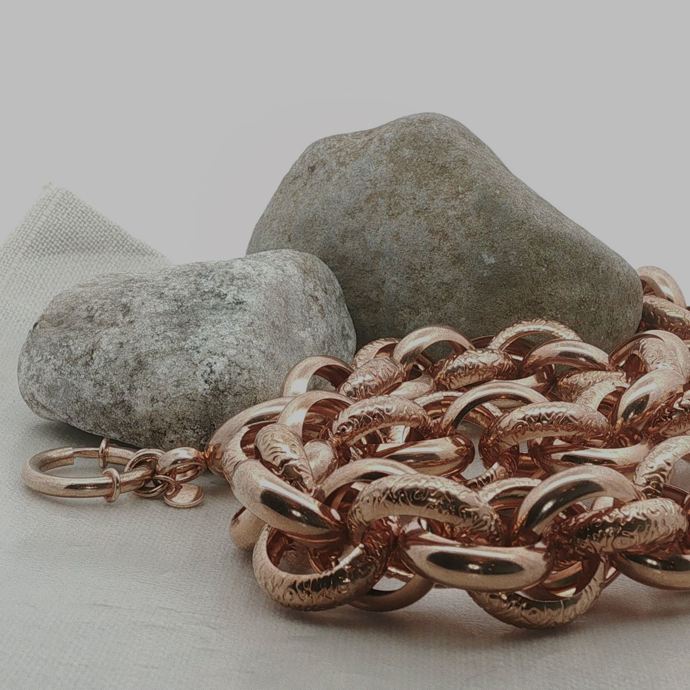 Olga Ribler Colliers: Statement Halskette Sterling Silber rosevergoldet – Neuf (Voir description) à Luzern par Schmuckoutlet 6