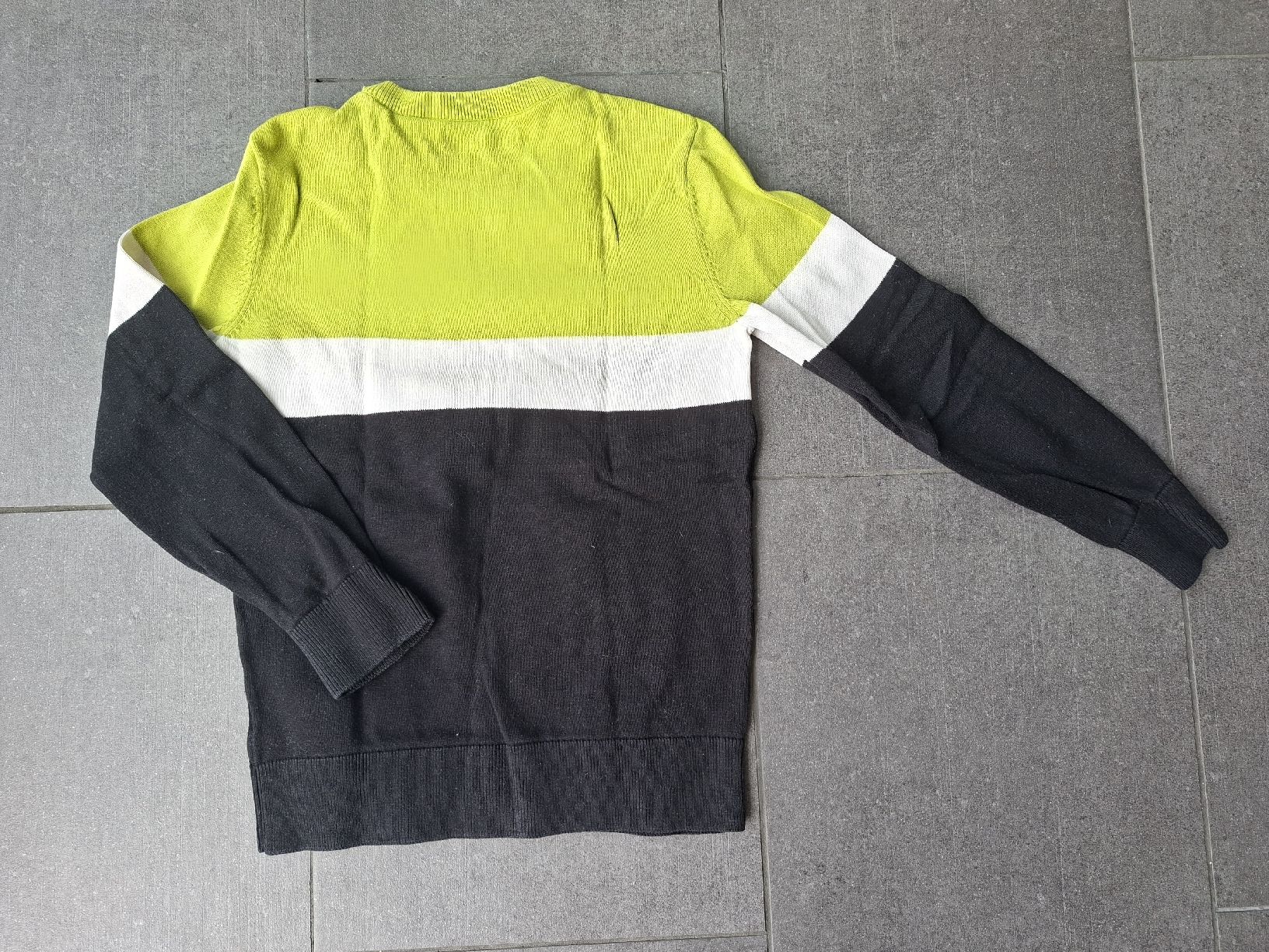 C&A Pulls et sweat-shirts: Pullover, Gr.134 – D'occasion à Seuzach par nadine.baur84 2