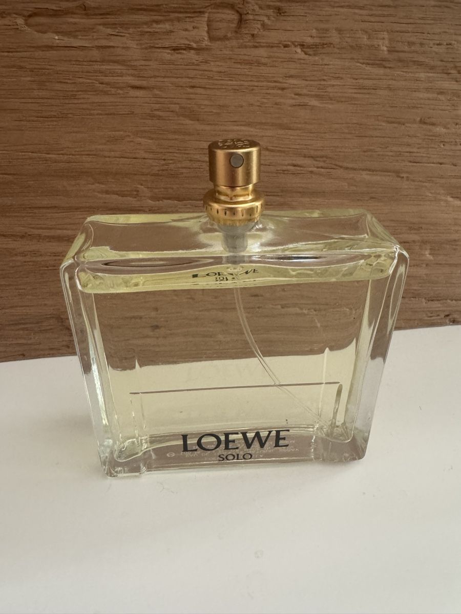 Loewe Profumi & Eau de Toilette: Loewe Solo Ella Eau de Toilette 100ml – Nuovo (secondo la descrizione) da Winkel venduto da Schorley 3