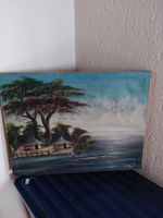 Landschaftsbild mit Dorf am Wasser, signiert E. Mbuy