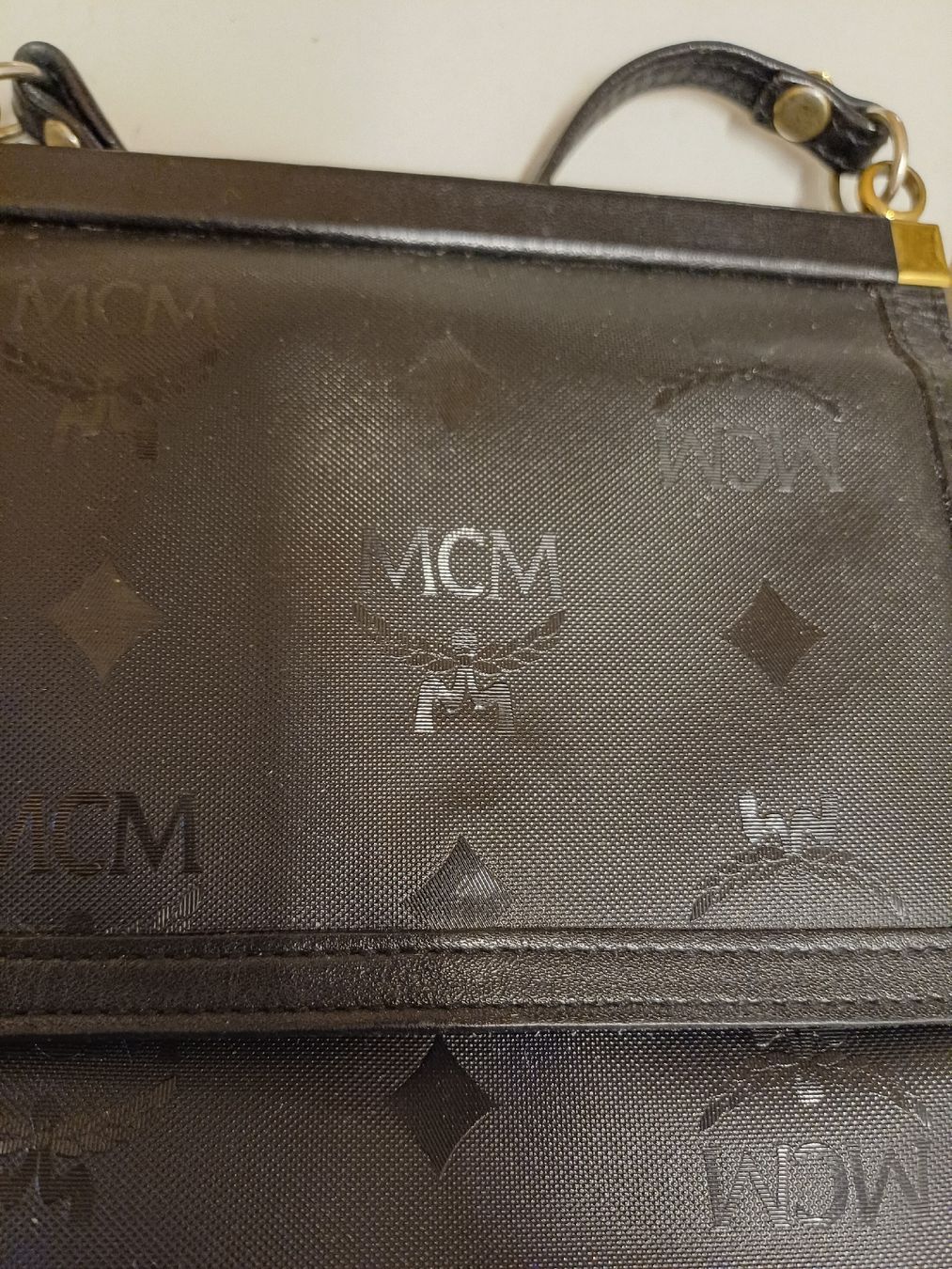 Mcm Taschen: Vintage MCM Umhängetasche, West Germany – Gebraucht aus Zürich von Avocadokern 1