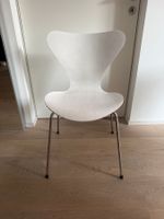 Stuhl Fritz Hansen Arne Jacobsen Weiss gebraucht