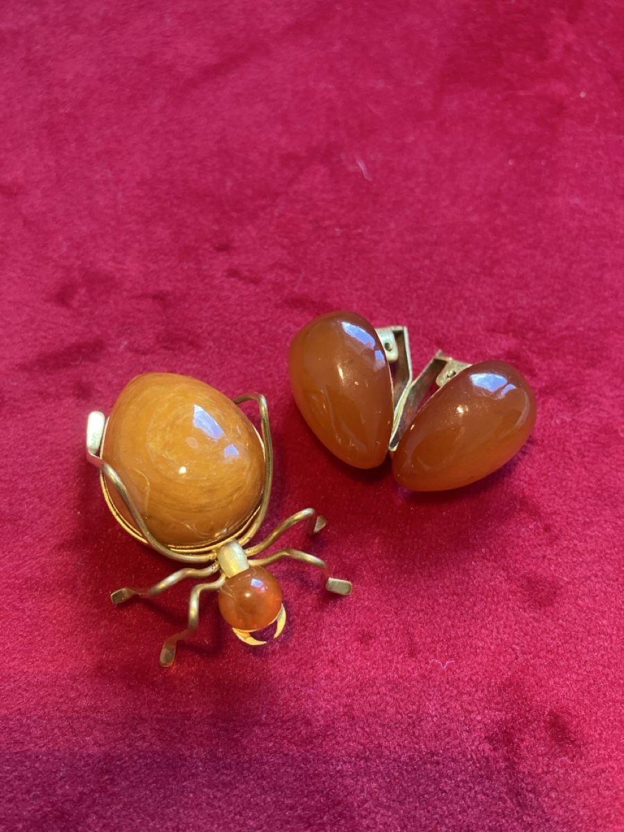 Altri gioielli: Vintage Bernstein Schmuck Set. – Usato da Muralto venduto da jac_hkz5