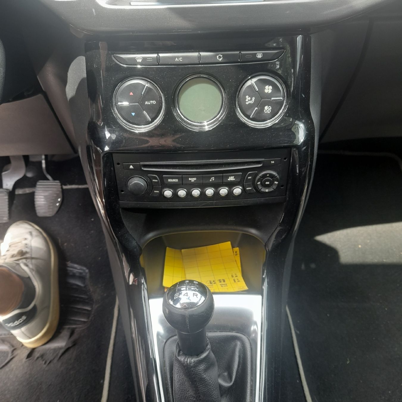 Citroën Automobili: citroen C3 16V 1.4 – Usato da Ligornetto venduto da Giallocorsa 3