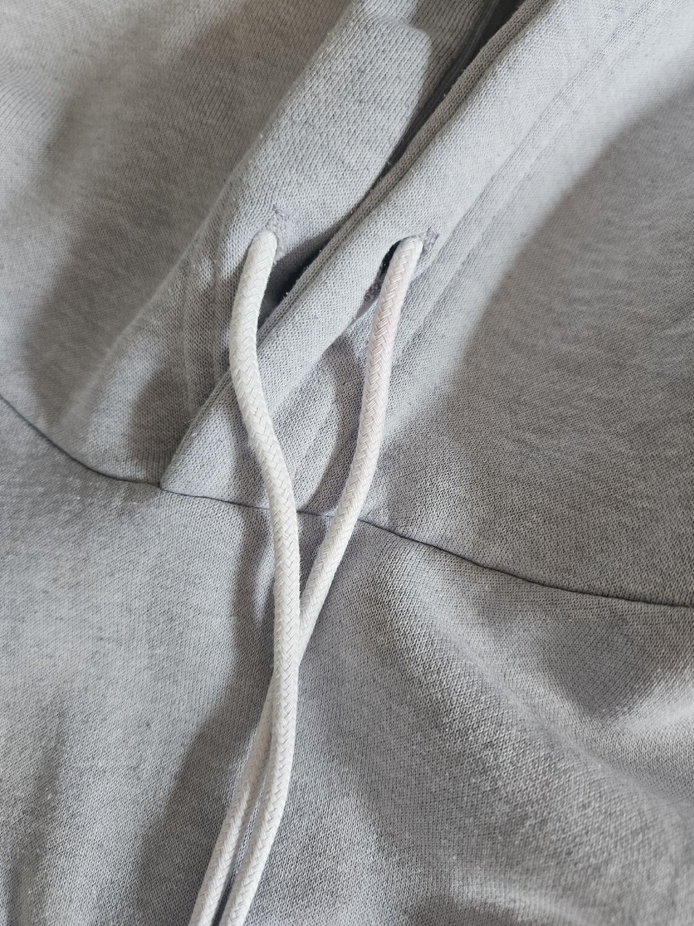 Pull&Bear Maglioni & Felpe: Kapuzenpullover Pull and Bear grau STWD gebrauchter Zustand – Usato da Dickbuch venduto da lea_6m8c 3