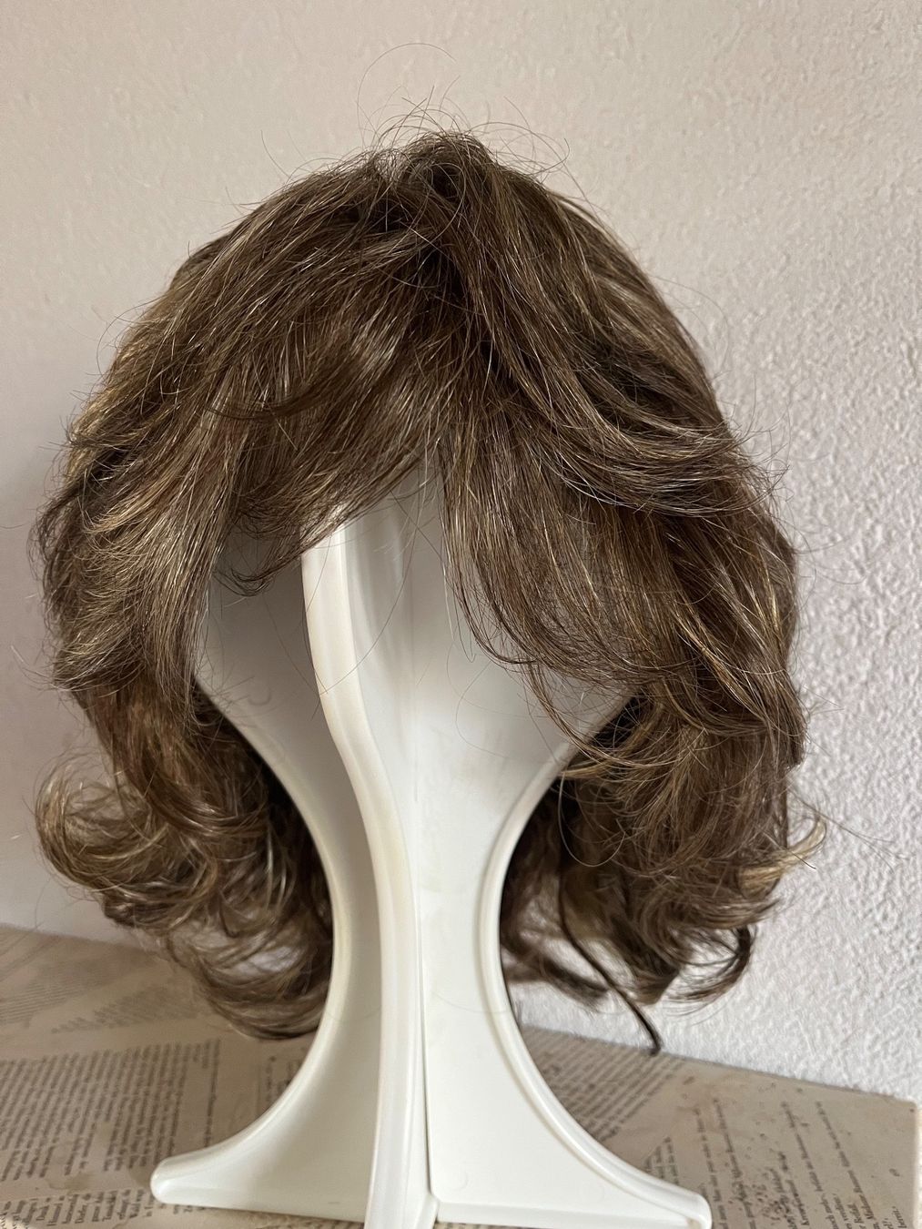 Parrucche: Hochwertige dunkelblonde Perücke NP 485.- – Nuovo (secondo la descrizione) da Frauenfeld venduto da Andadaa