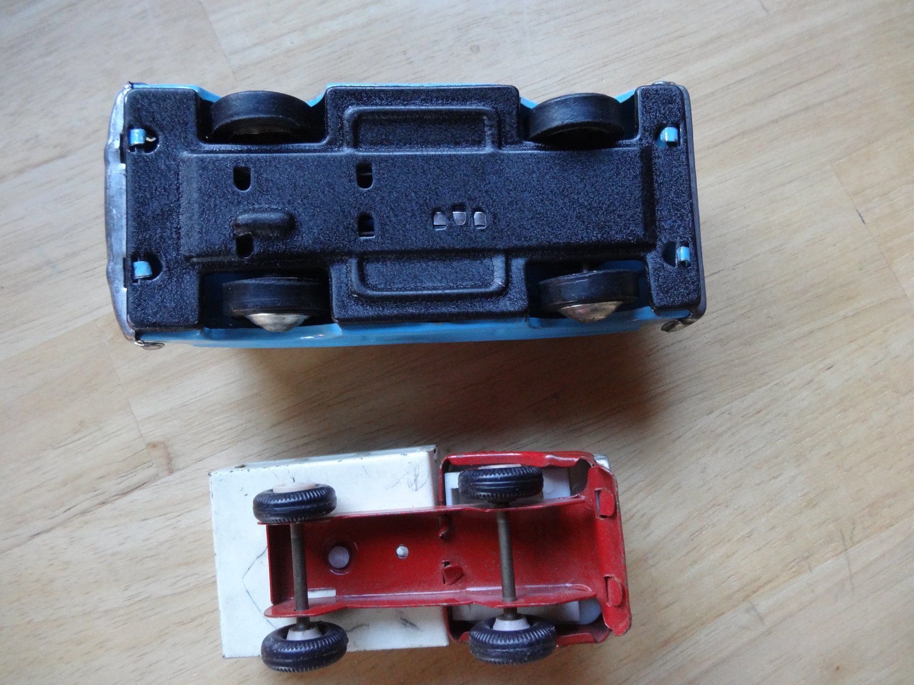 Modellini d'auto: models réduits voitures anciennes – Usato da Rebeuvelier venduto da falcon58 2