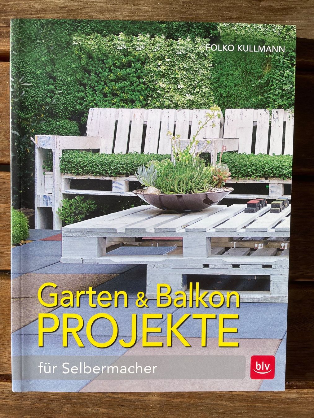 Libri: Gartenbuch für Gartenprojekte – Nuovo (secondo la descrizione) da Zürich venduto da lgu_zg6n
