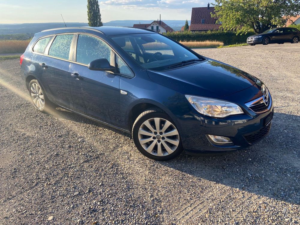 Opel Automobili: Opel Astra Kombi, JG 2011, frisch ab MFK! – Usato da Buch am Irchel venduto da nellsch87 1