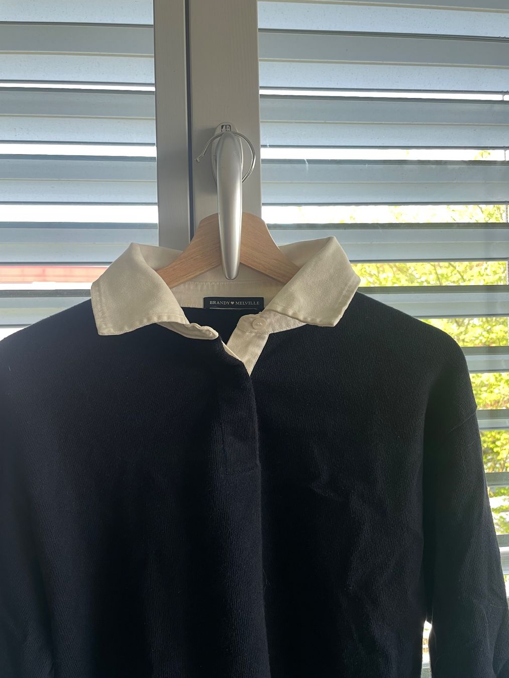 Brandy Melville Maglioni & Felpe: Kragenpulli -brandy melville – Usato da Lyss venduto da jos_wg7w