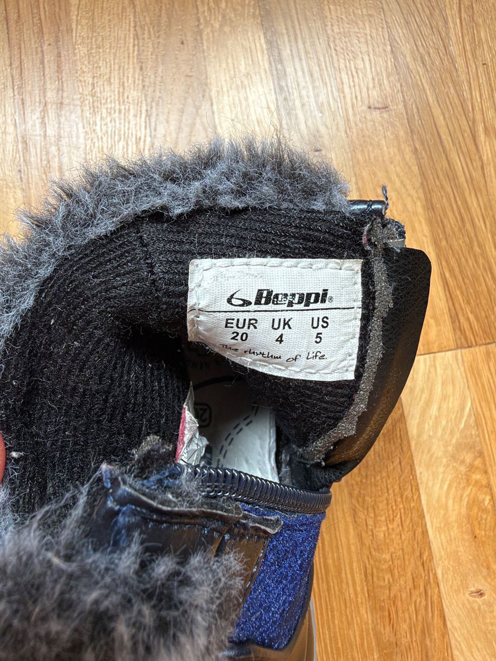 Scarpe per ragazze: Kinderschuh Mädchen Grösse 20 – Usato da Kloten venduto da phug 2