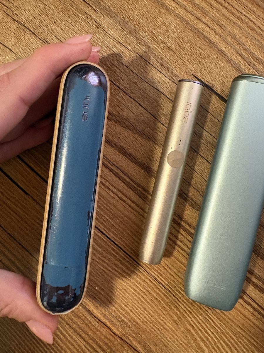 Iqos Autres tabacs: Iqos Iluma Geräte Set – D'occasion à Grindelwald par Kikaa99 1