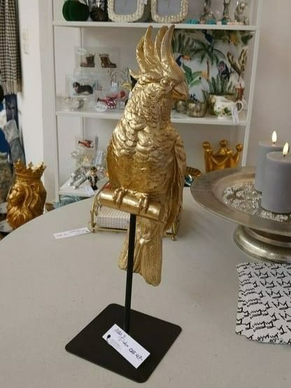Figuren: Kakadu Gold auf Metallständer – Neu und originalverpackt aus Schaffhausen von AtelierPudesco 1