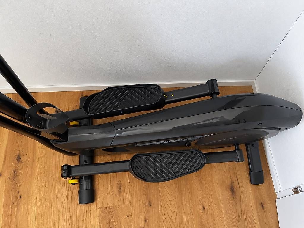 Hometrainer: Crosstrainer – Gebraucht aus Sevelen von ale_x5pj 1