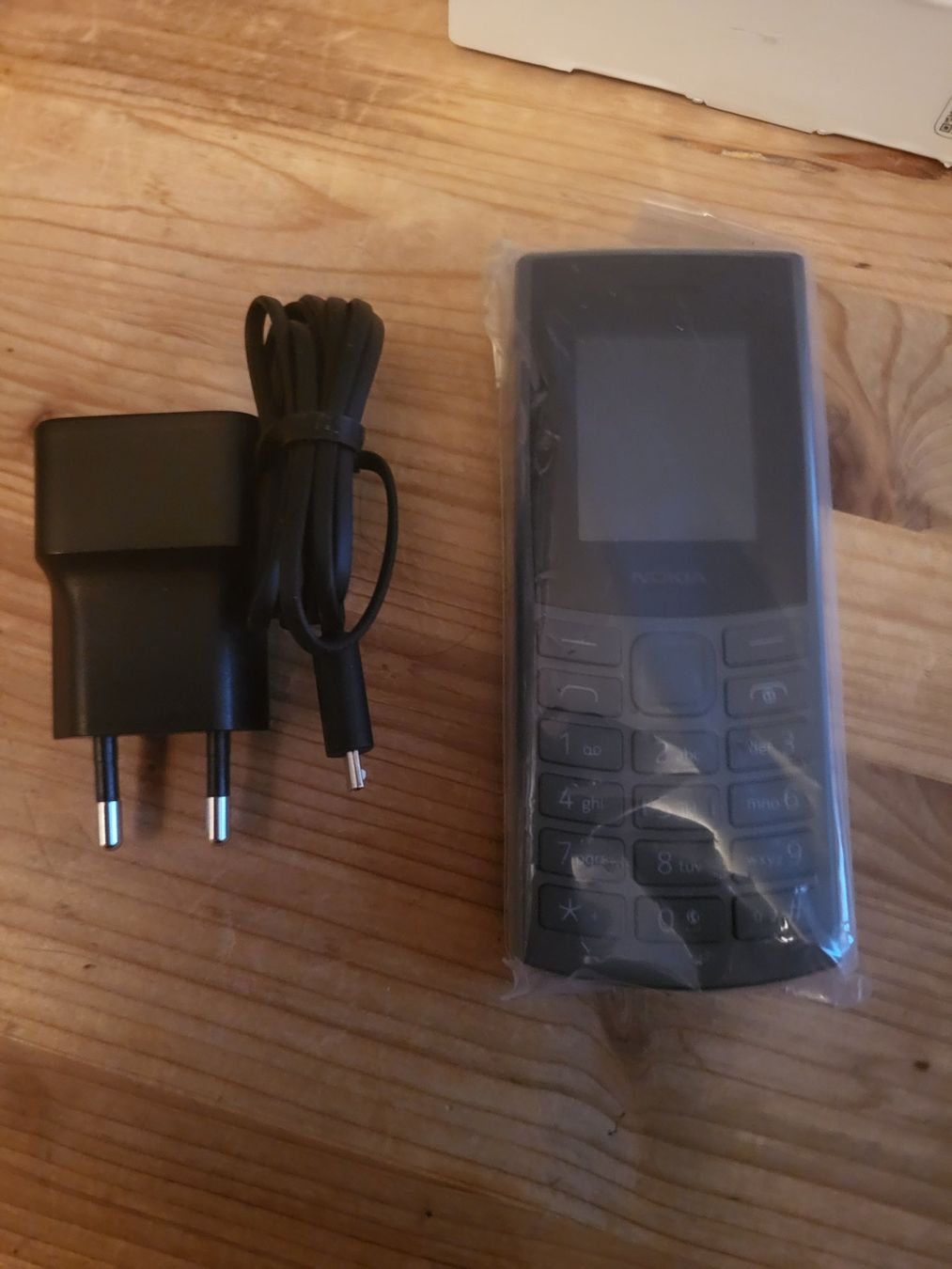 Nokia Handys / Smartphones: Neues Nokia 105 4G in OVP – Neu und originalverpackt aus Guggisberg von Aegertenlehn 1