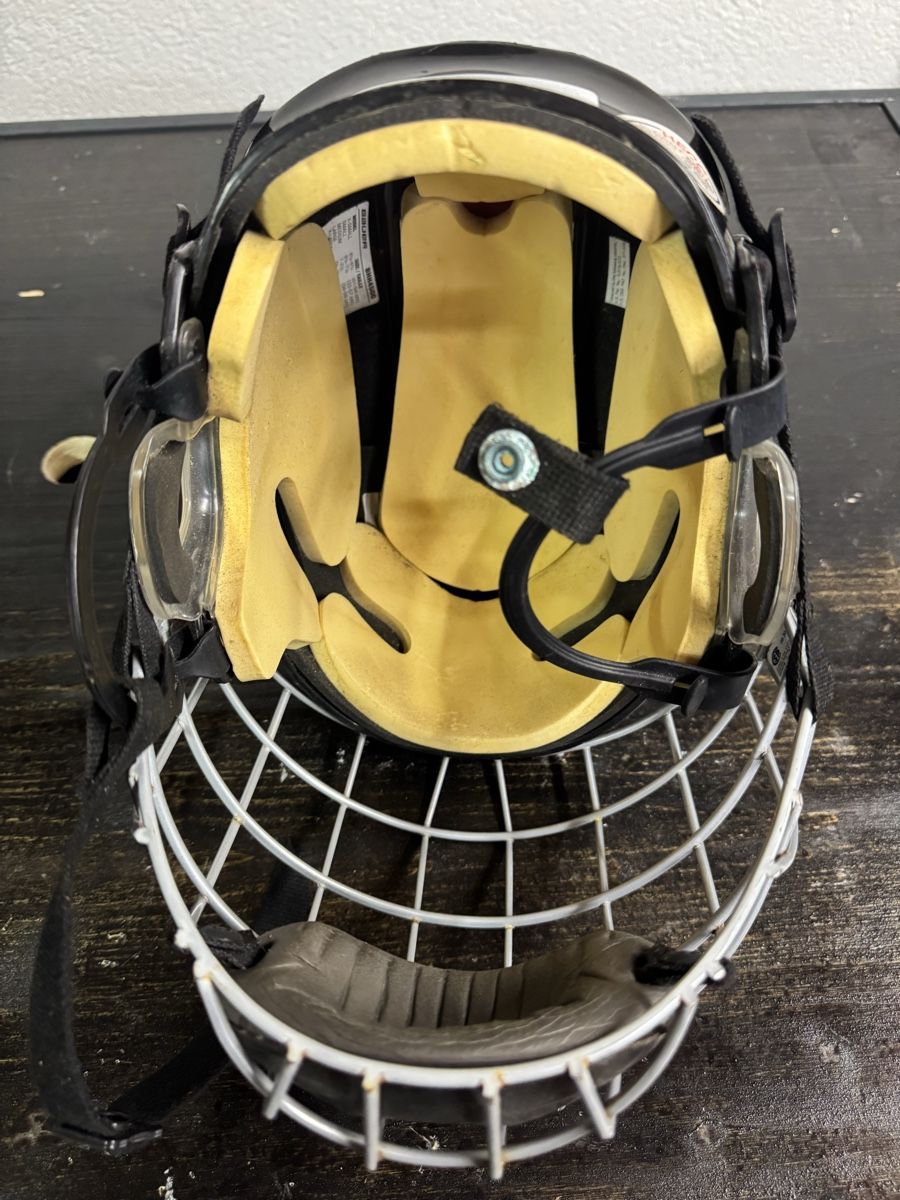 Bauer Caschi: Bauer Hockey Helm schwarz mit Gitter, Grösse M – Usato da Langenthal venduto da Ginli28 3