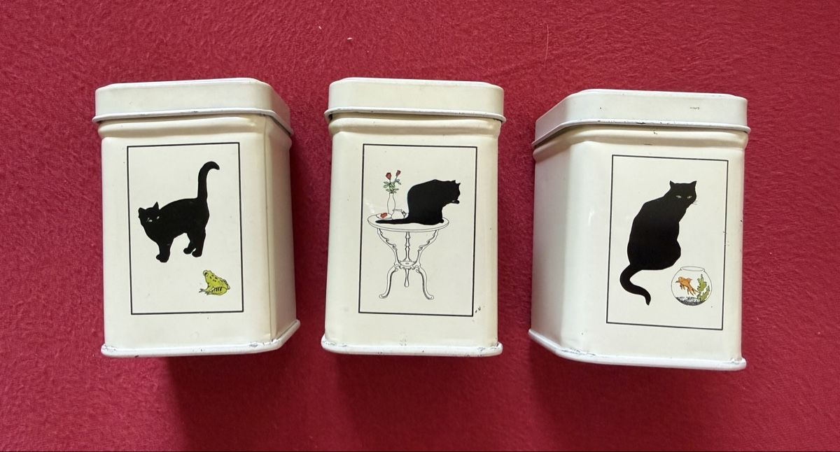 Behälter & Ähnliches: Blechdosen: Katze – Gebraucht aus Richterswil von Nathan_adler