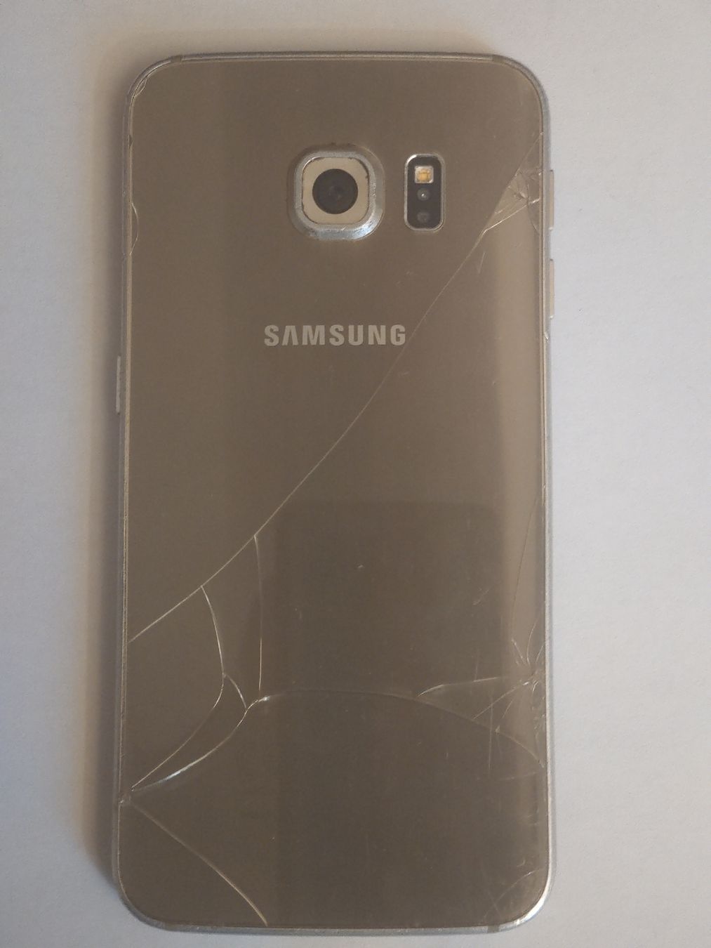 Samsung Telefoni cellulari / Smartphones: Samsung Galaxy s6 – Difettoso da St. Gallen venduto da kamel27 5